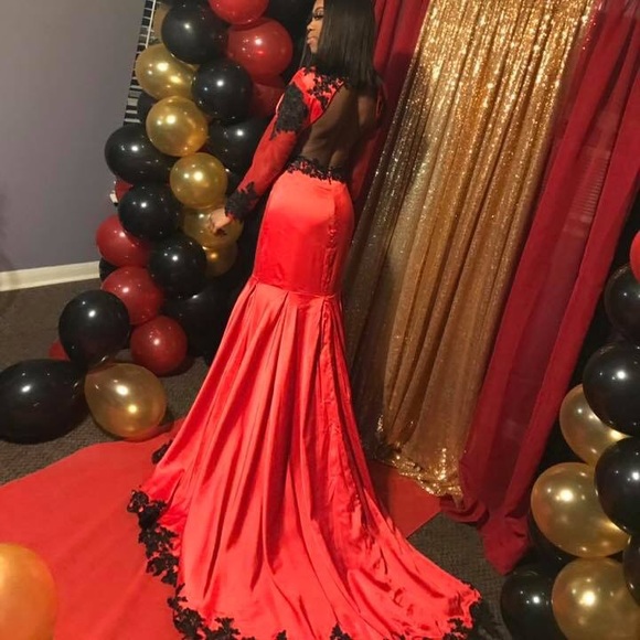 I am selling my 2019 Prom Dress - Picture 2 of 2